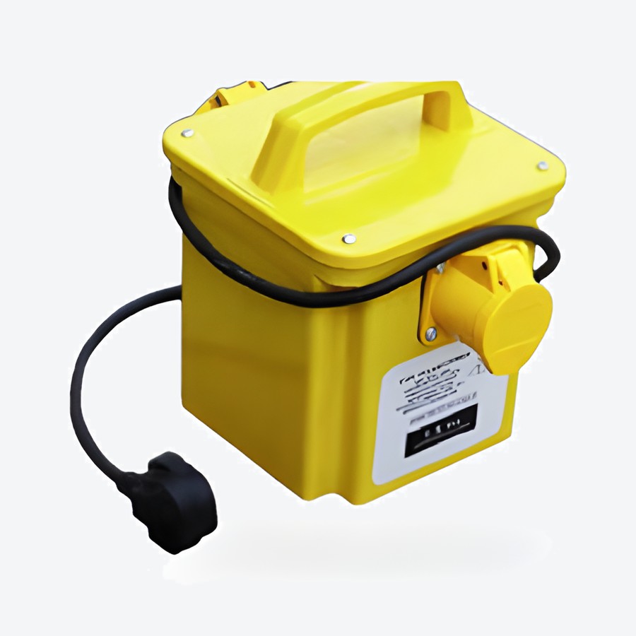 1.0kVA portable tool transformer, 230V to 110V, 1 x 16A outlet
